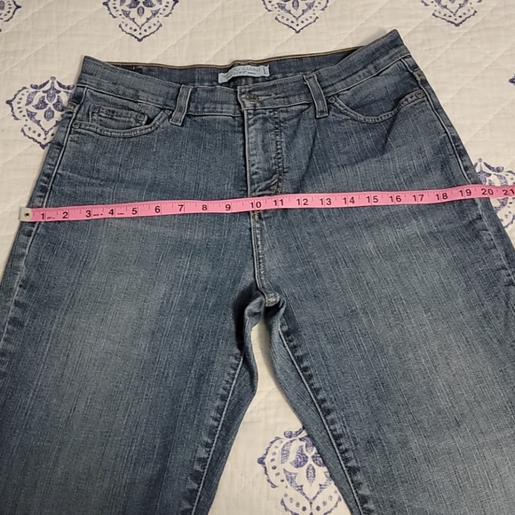 Levi's 512 Boot Cut "Perfectly Slimming" Sz 12M - Picture 3 of 11